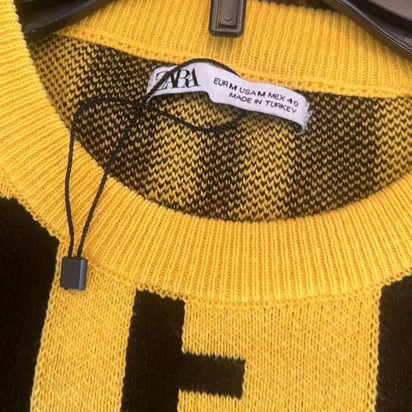 NWOT ZARA LETTER JACQUARD SWEATER SIZE Medium Yellow - Picture 6 of 6